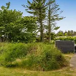 בית נופש Aku - 700m From The Sea By Interhome *